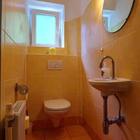 Flataid Gaestehaus Graschi - Gutes Und Guensiges Einzelzimmer - Steinbergstrasse Апартаменты