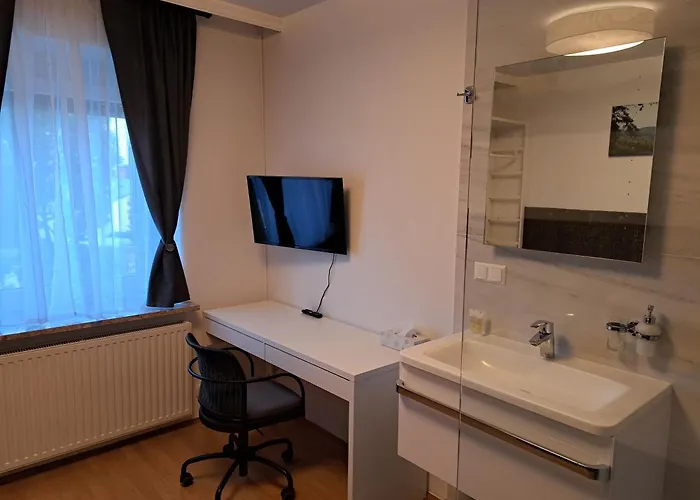 Flataid Gaestehaus Graschi - Gutes Und Guenstiges Einzelzimmer - Steinbergstrasse Lägenhet *